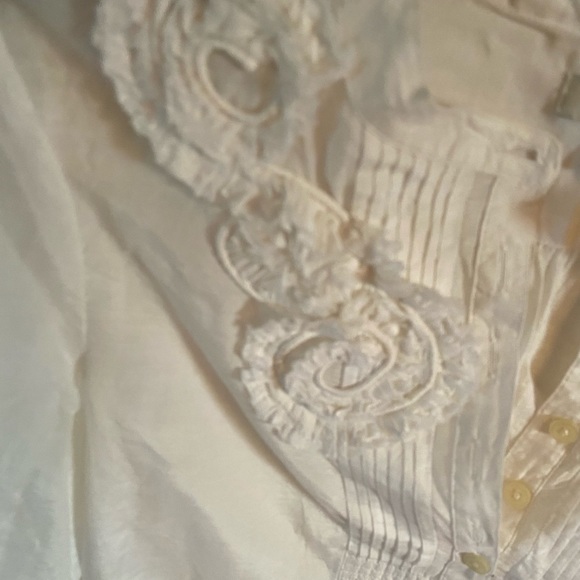 Banana Republic Blouse - Picture 2 of 3